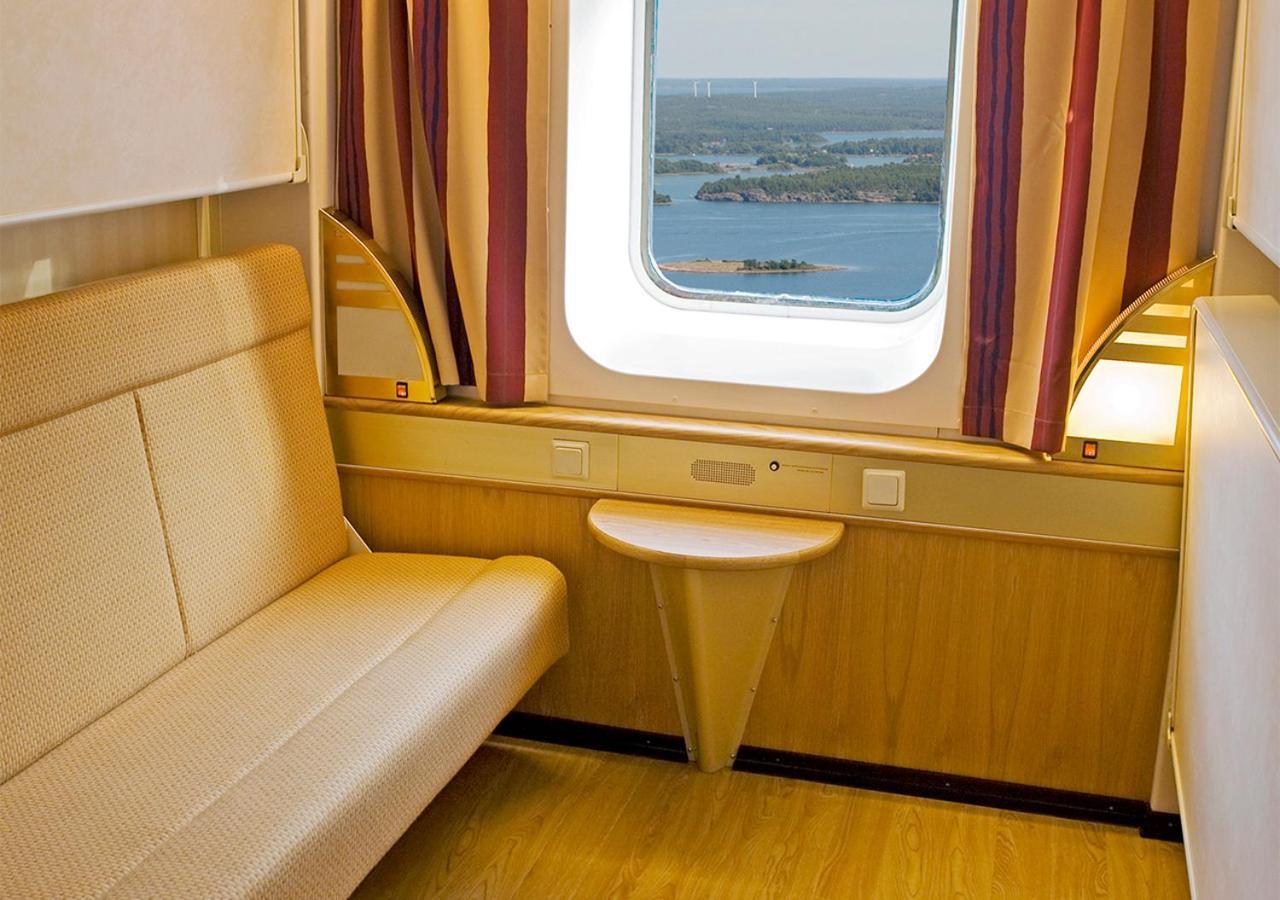 Viking Line Ferry Viking Cinderella - 2-Night Cruise Stockholm-Helsinki-Stockholm Otel Oda fotoğraf